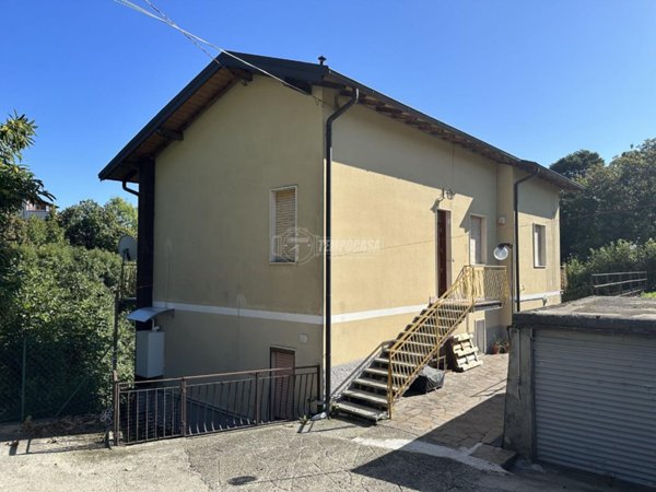 appartamento in vendita a Como in zona Civiglio