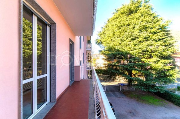 appartamento in vendita a Como in zona Tavernola