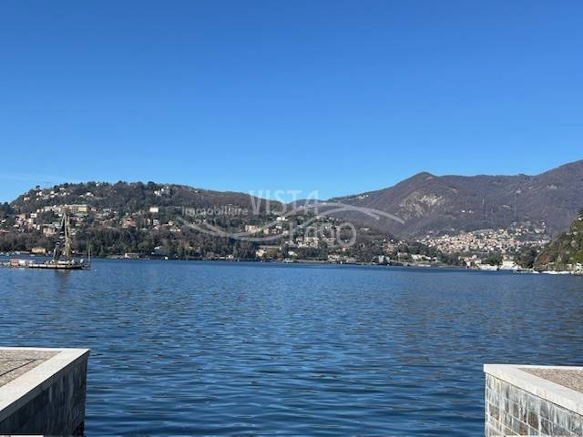 negozio in vendita a Como
