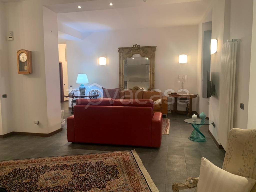 appartamento in vendita a Como in zona Valduce