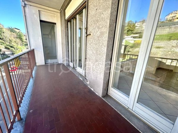 appartamento in vendita a Como in zona Monte Olimpino