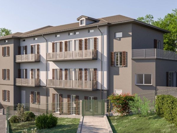 appartamento in vendita a Como in zona Tavernola