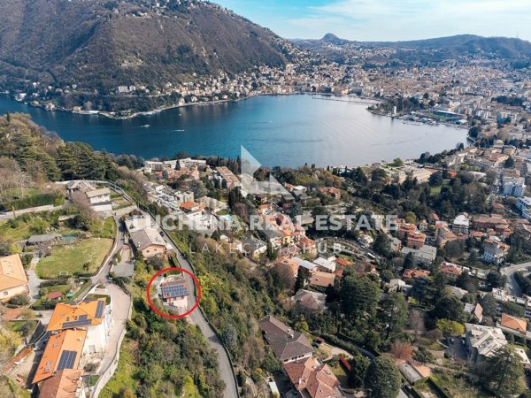 casa indipendente in vendita a Como