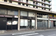 negozio in vendita a Como in zona Tavernola