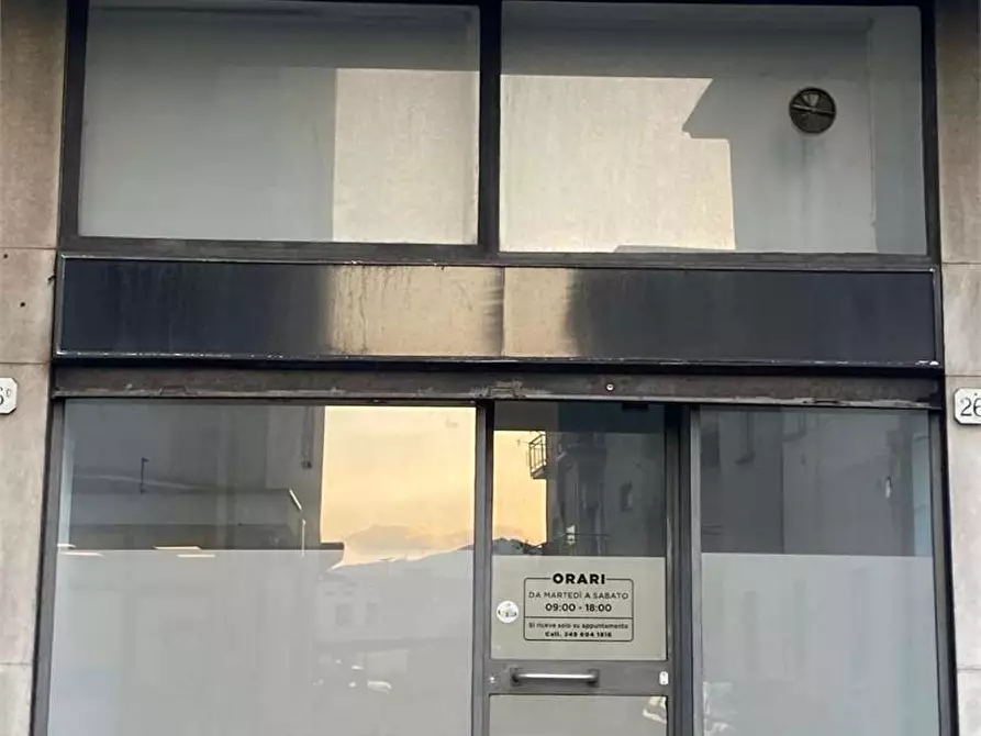 negozio in vendita a Como