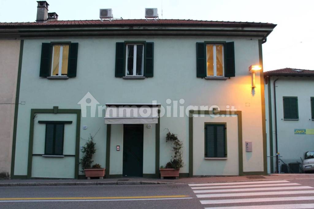 casa indipendente in vendita a Como in zona Camerlata