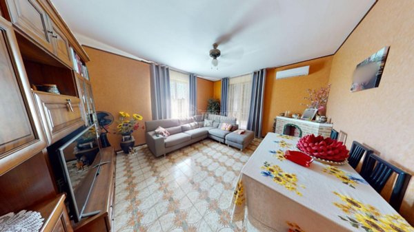 appartamento in vendita a Como in zona Rebbio