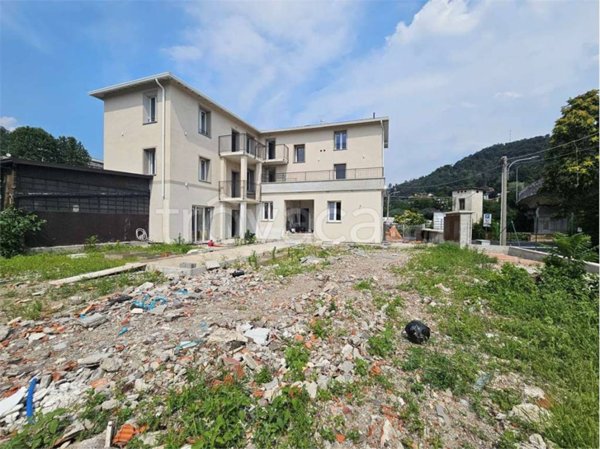 appartamento in vendita a Como in zona Camerlata