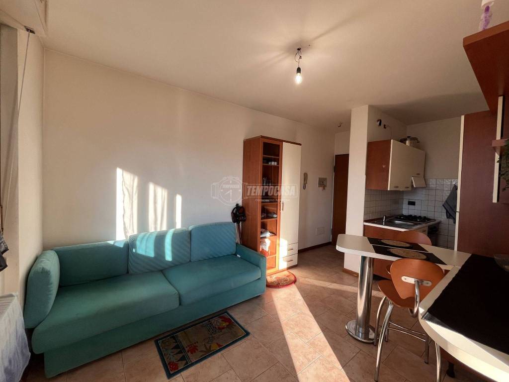 appartamento in vendita a Como in zona Ponte Chiasso