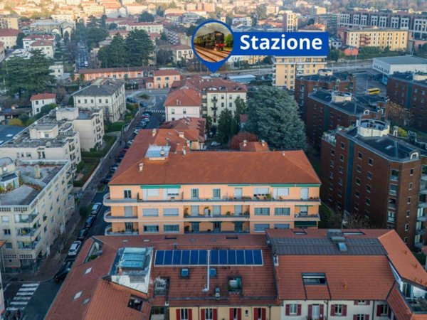 appartamento in vendita a Como in zona Via Mentana