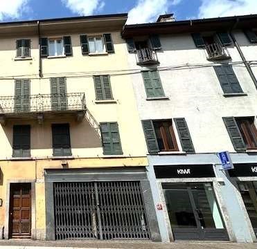appartamento in vendita a Como in zona Borghi