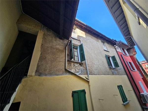appartamento in vendita a Como in zona Como Centro
