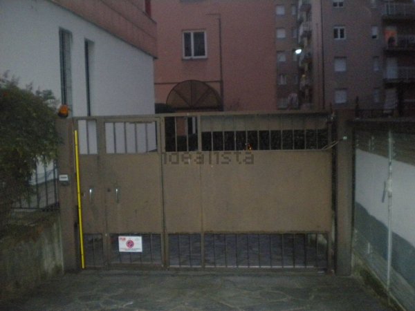 locale di sgombero in vendita a Como in zona Borghi