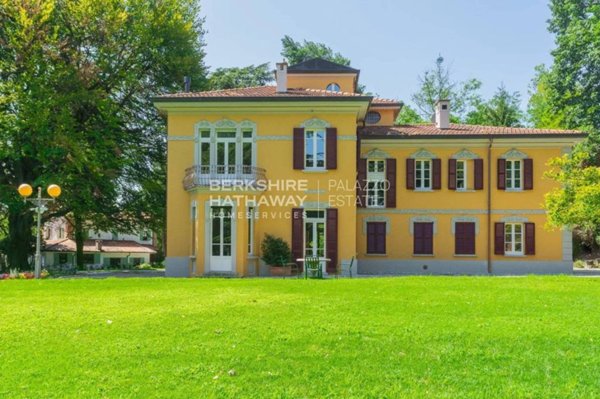 casa indipendente in vendita a Como in zona Rebbio