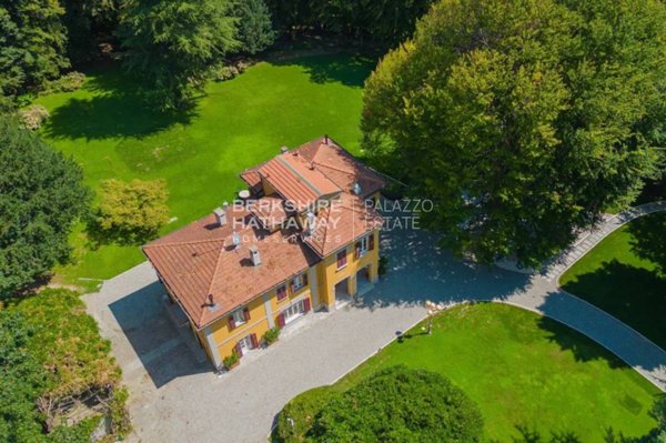 casa indipendente in vendita a Como in zona Rebbio