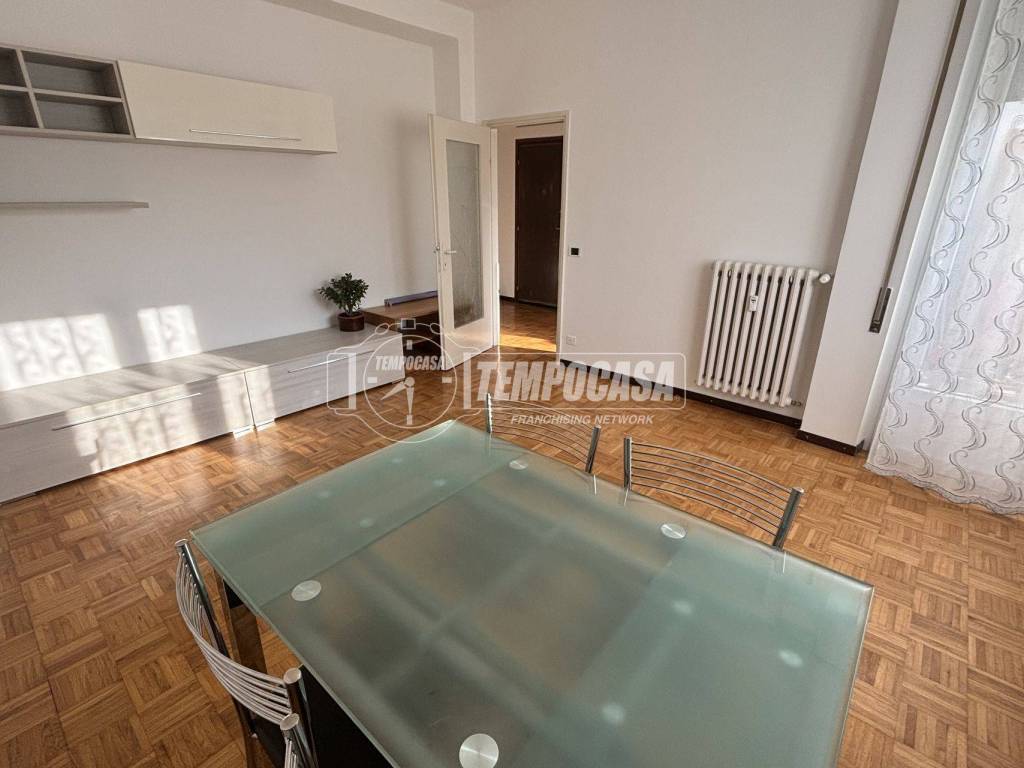 appartamento in vendita a Como in zona Prestino