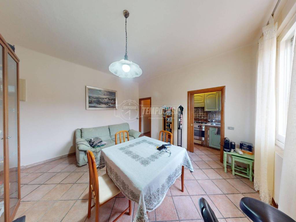 appartamento in vendita a Como in zona Camerlata