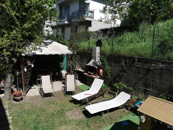 appartamento in vendita a Como in zona Ponte Chiasso