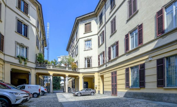 appartamento in vendita a Como in zona Como Centro