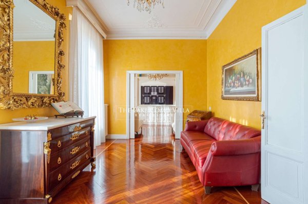 casa indipendente in vendita a Como