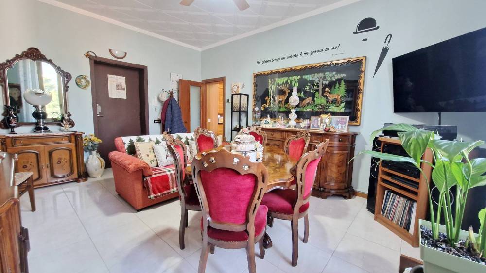 appartamento in vendita a Como in zona Caserme