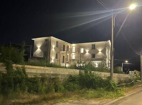 appartamento in vendita a Como in zona Camerlata