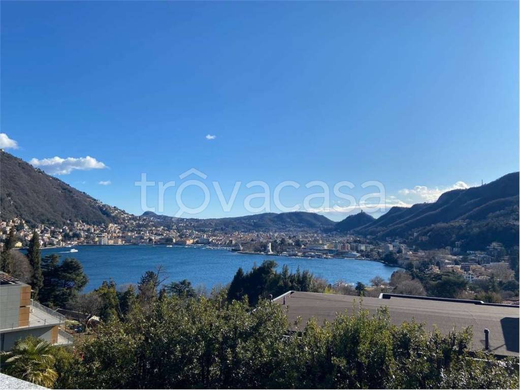 casa indipendente in vendita a Como