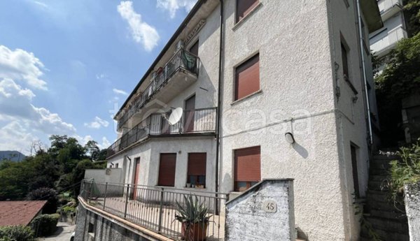appartamento in vendita a Como in zona Garzola
