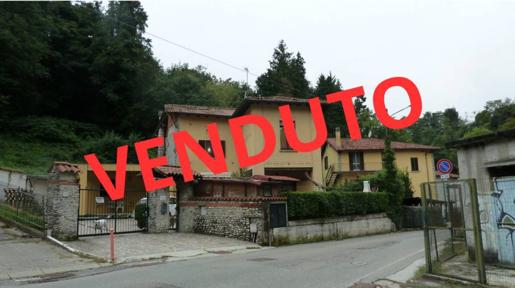 casa indipendente in vendita a Como in zona Camnago Volta