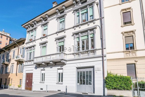 appartamento in vendita a Como in zona Como Centro