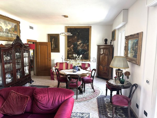 appartamento in vendita a Como in zona Breccia