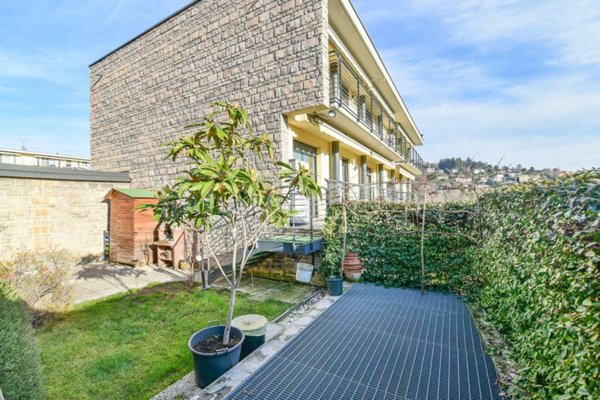 appartamento in vendita a Como in zona Trecallo