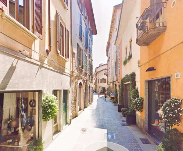 appartamento in vendita a Como in zona Como Centro