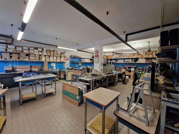appartamento in vendita a Como in zona Camerlata