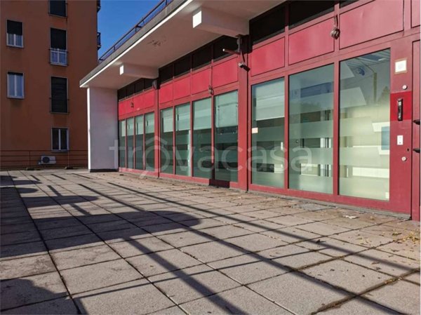 appartamento in vendita a Como in zona Lora