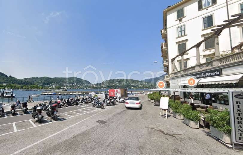 negozio in vendita a Como