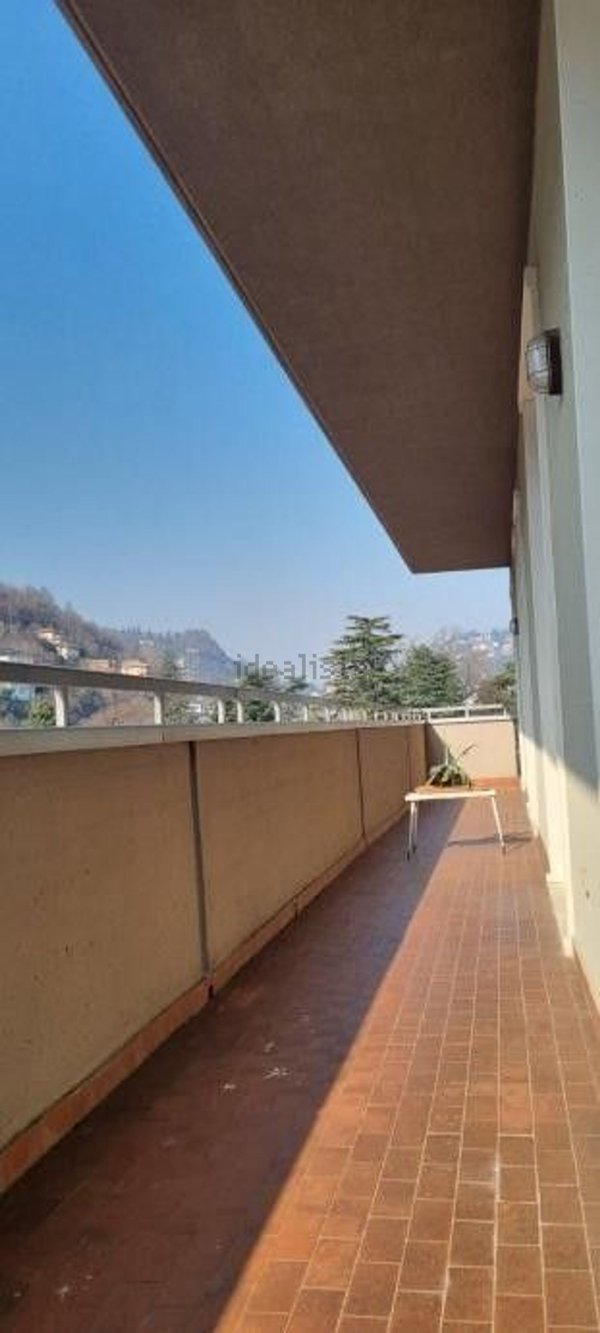 appartamento in vendita a Como in zona Como Centro