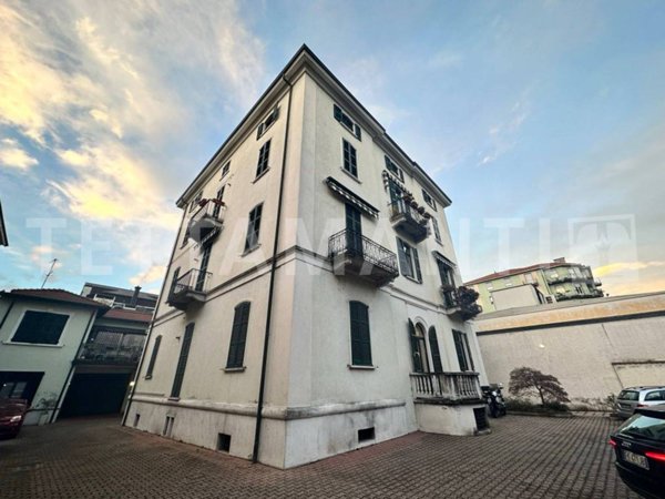 appartamento in vendita a Como in zona Borghi