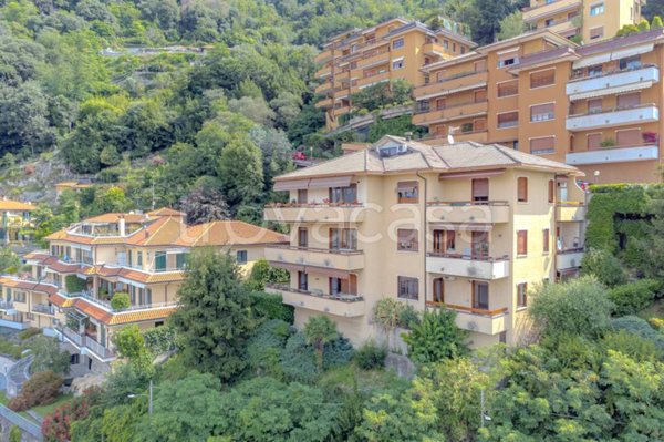 appartamento in vendita a Como in zona Garzola