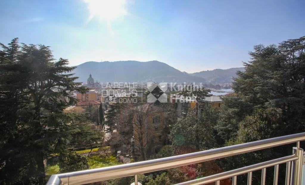 appartamento in vendita a Como in zona Prudenziana
