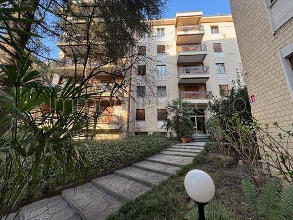 appartamento in vendita a Como in zona Valduce