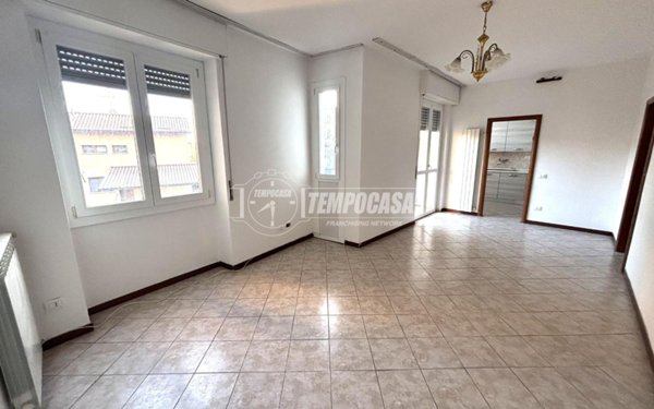 appartamento in vendita a Como in zona Prestino