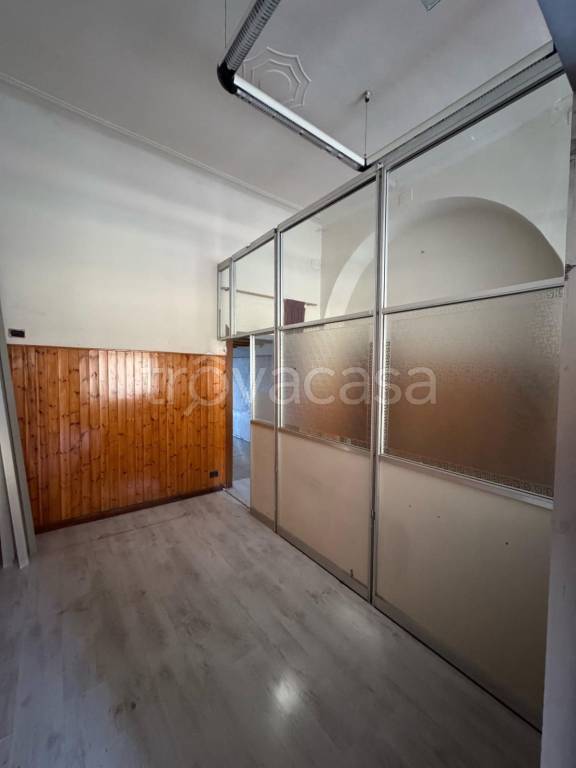 appartamento in vendita a Como in zona Caserme