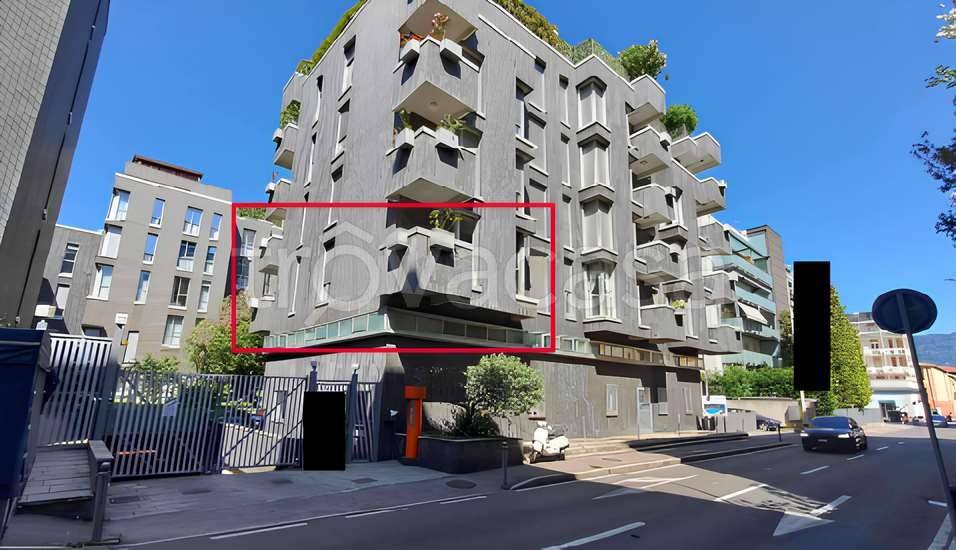 appartamento in vendita a Como in zona Borghi