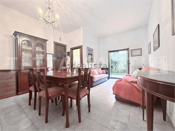 appartamento in vendita a Como in zona Villa Olmo