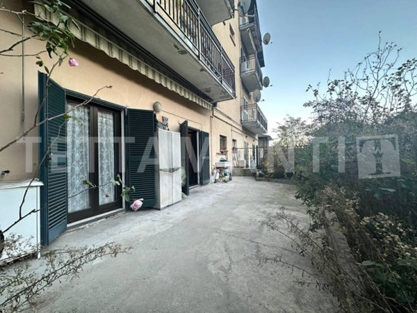 appartamento in vendita a Como in zona Villa Olmo