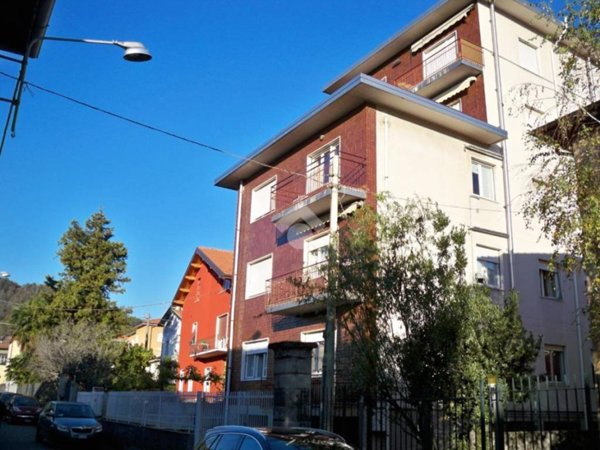 appartamento in vendita a Como in zona Albate