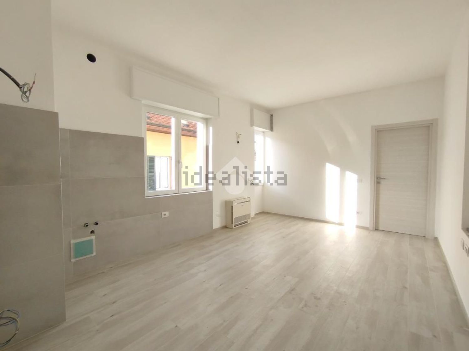 appartamento in vendita a Como in zona Albate