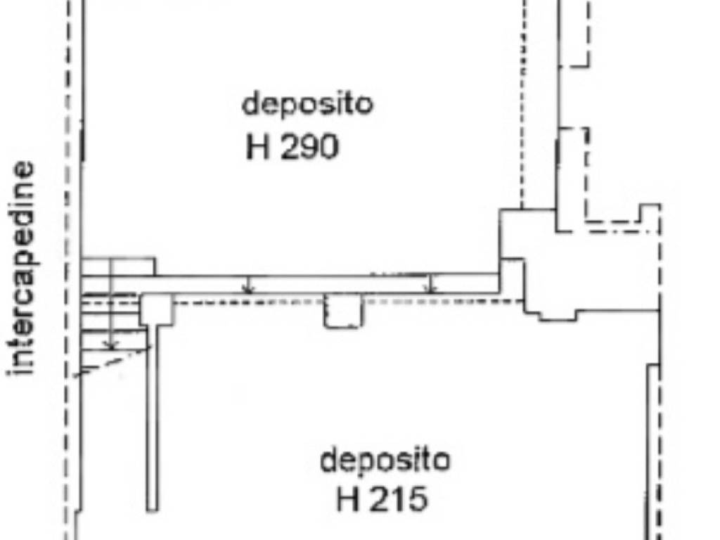 locale di sgombero in vendita a Como in zona Borghi