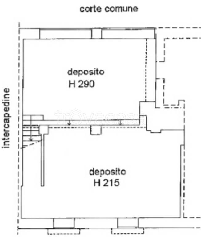 locale commerciale in vendita a Como in zona Borghi